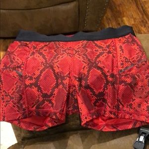 Lululemon Snake Shorts 6